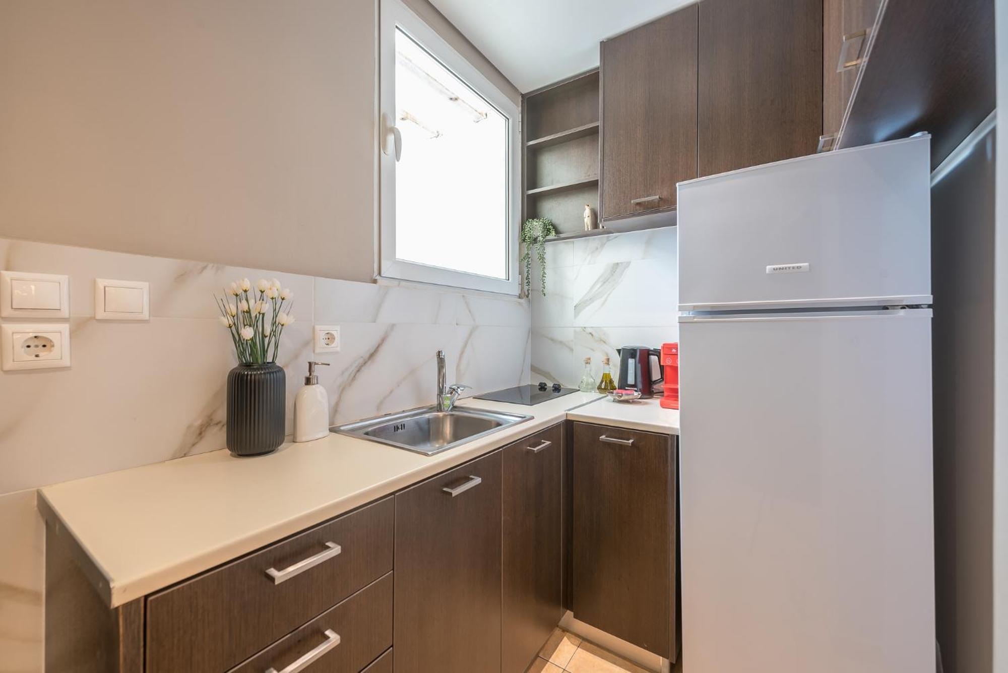 Artistic 2bdr Flat W Terrace & View In Centre Apartment Athens
